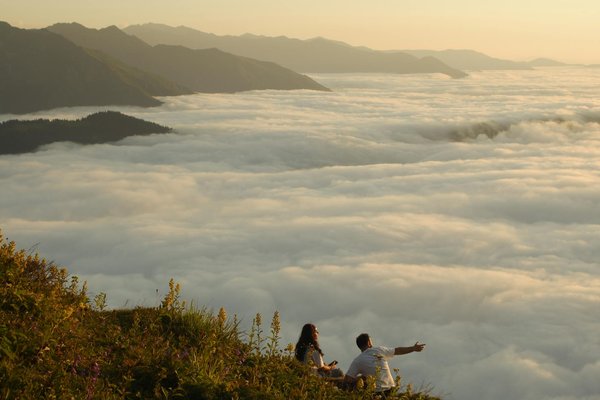 Quels sont les conseils pour une randonnée dans les montagnes de Hajar, Oman?